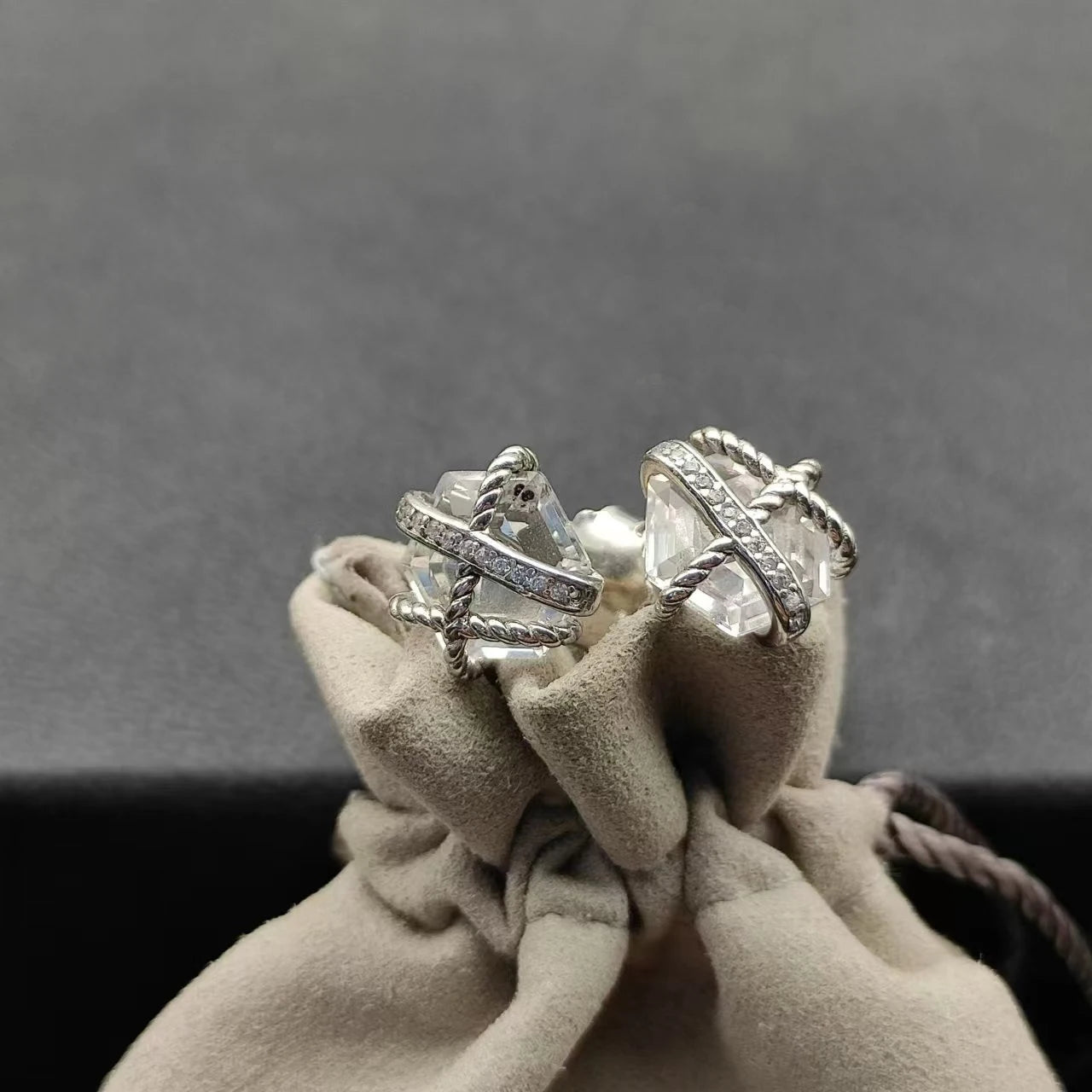 2025 New High-Quality Christmas Elegant and Simple Hexagonal Diamond Stud Earrings and Necklace Set - Valentine's Day Gift