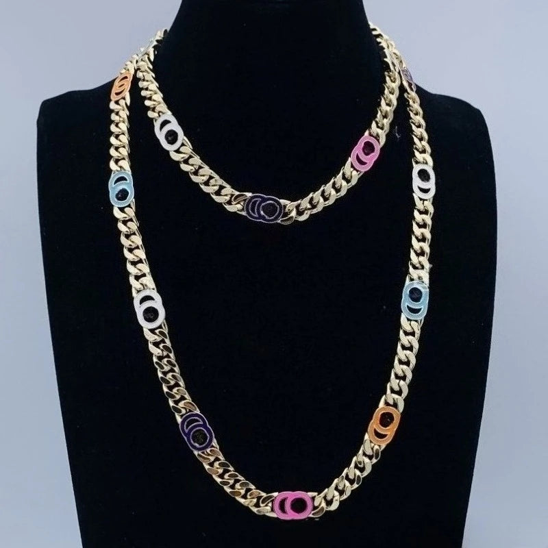 Hot 2025 New Pearl Luxury Necklace Letters Romantic Love Pendant Shows Sweet Breath Suitable for Gifts