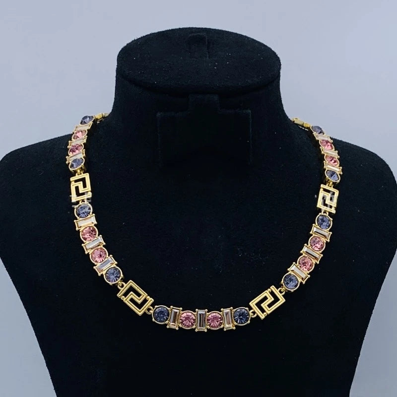 2025 New Necklace Colorful Gemstones with Paper Pattern Chain Shine Exquisite Luster Showing Noble and Elegant Temperament