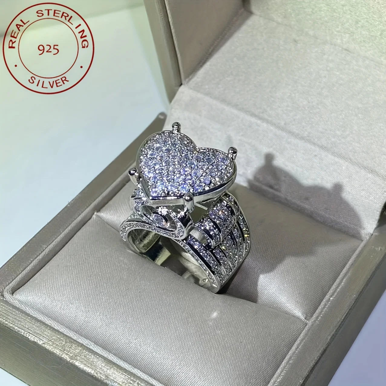 2025 New Women Luxury Shiny Cubic Zirconia 925 Sterling Silver Love Heart Retro Exaggerated Wedding Rings Bridal Jewelry