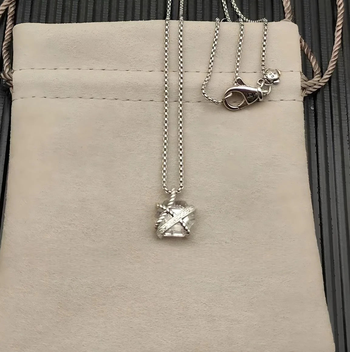 2025 New High-Quality Christmas Elegant and Simple Hexagonal Diamond Stud Earrings and Necklace Set - Valentine's Day Gift