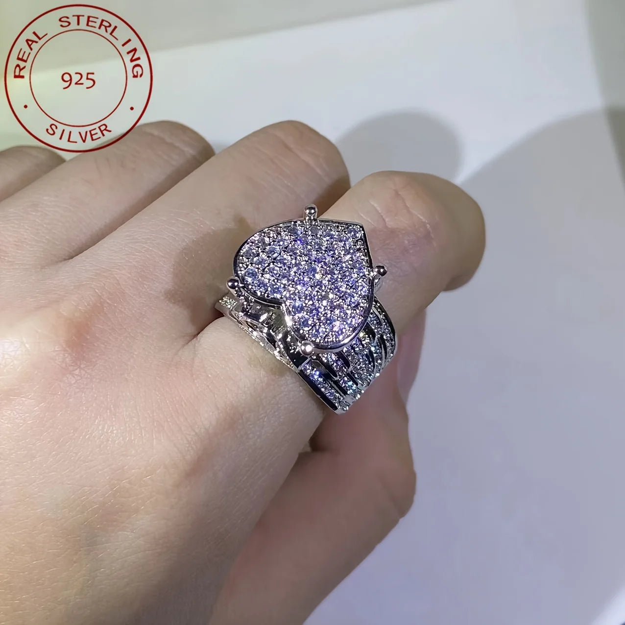 2025 New Women Luxury Shiny Cubic Zirconia 925 Sterling Silver Love Heart Retro Exaggerated Wedding Rings Bridal Jewelry